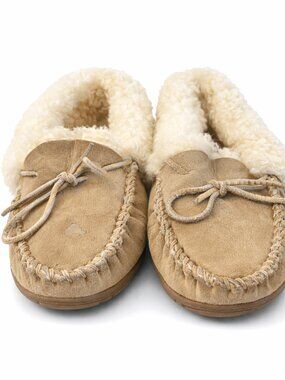 LL Bean Shearling Lined Moccasin Slippers Women’s 10 Medium Tan Suede Cozy Cabin